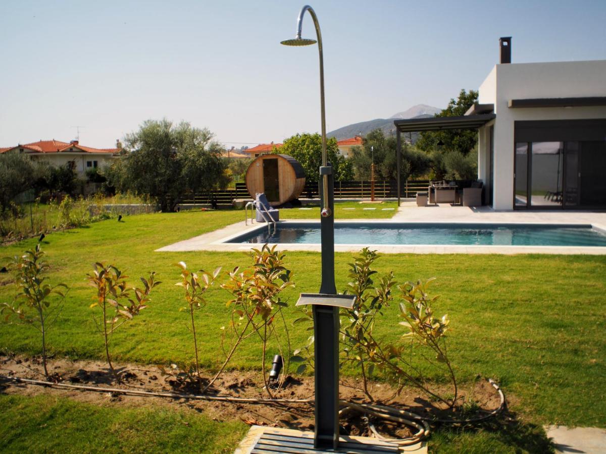 Nostos Luxury Villas With Private Pool In Nafpaktos Exteriör bild