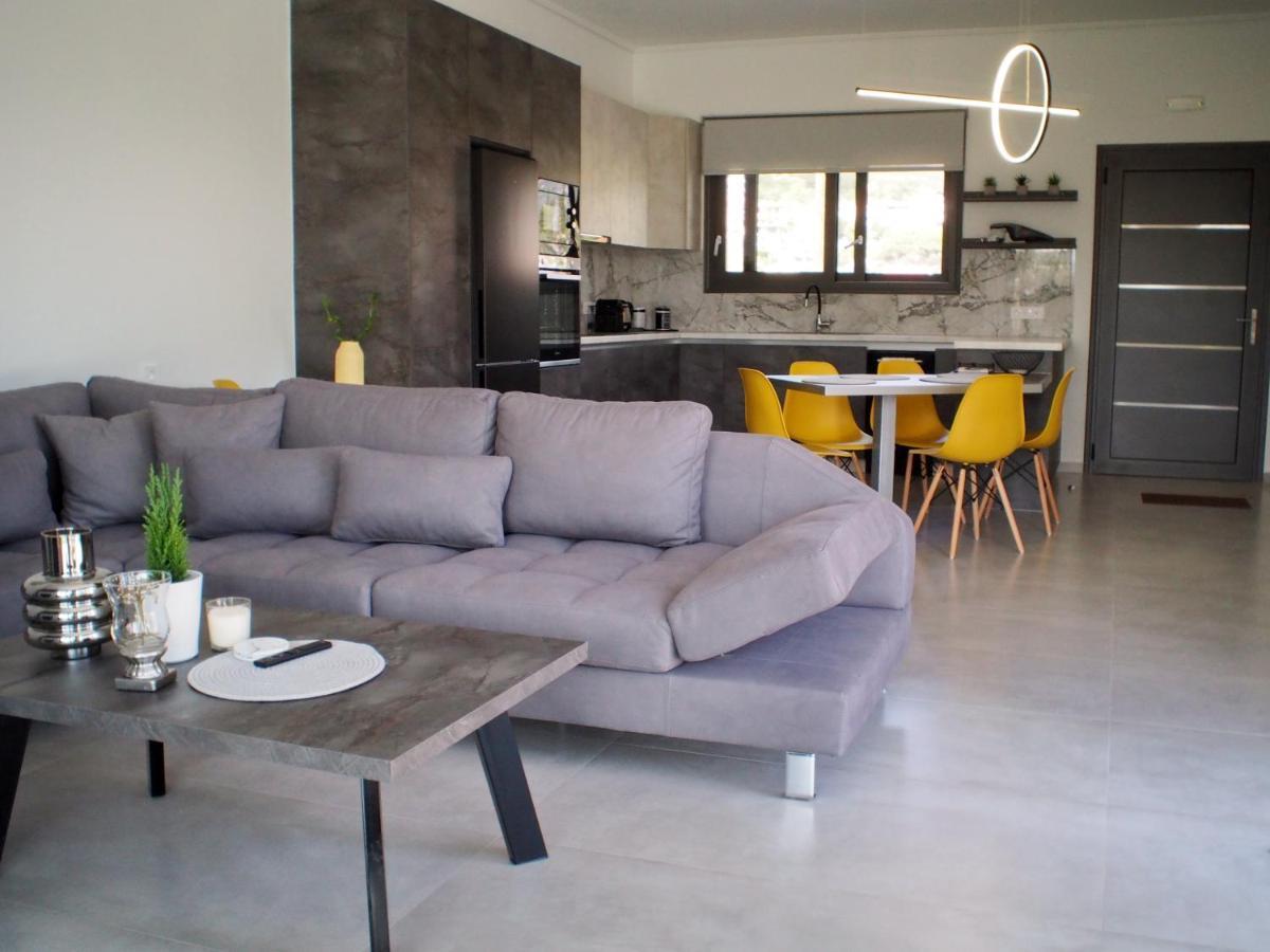 Nostos Luxury Villas With Private Pool In Nafpaktos Exteriör bild