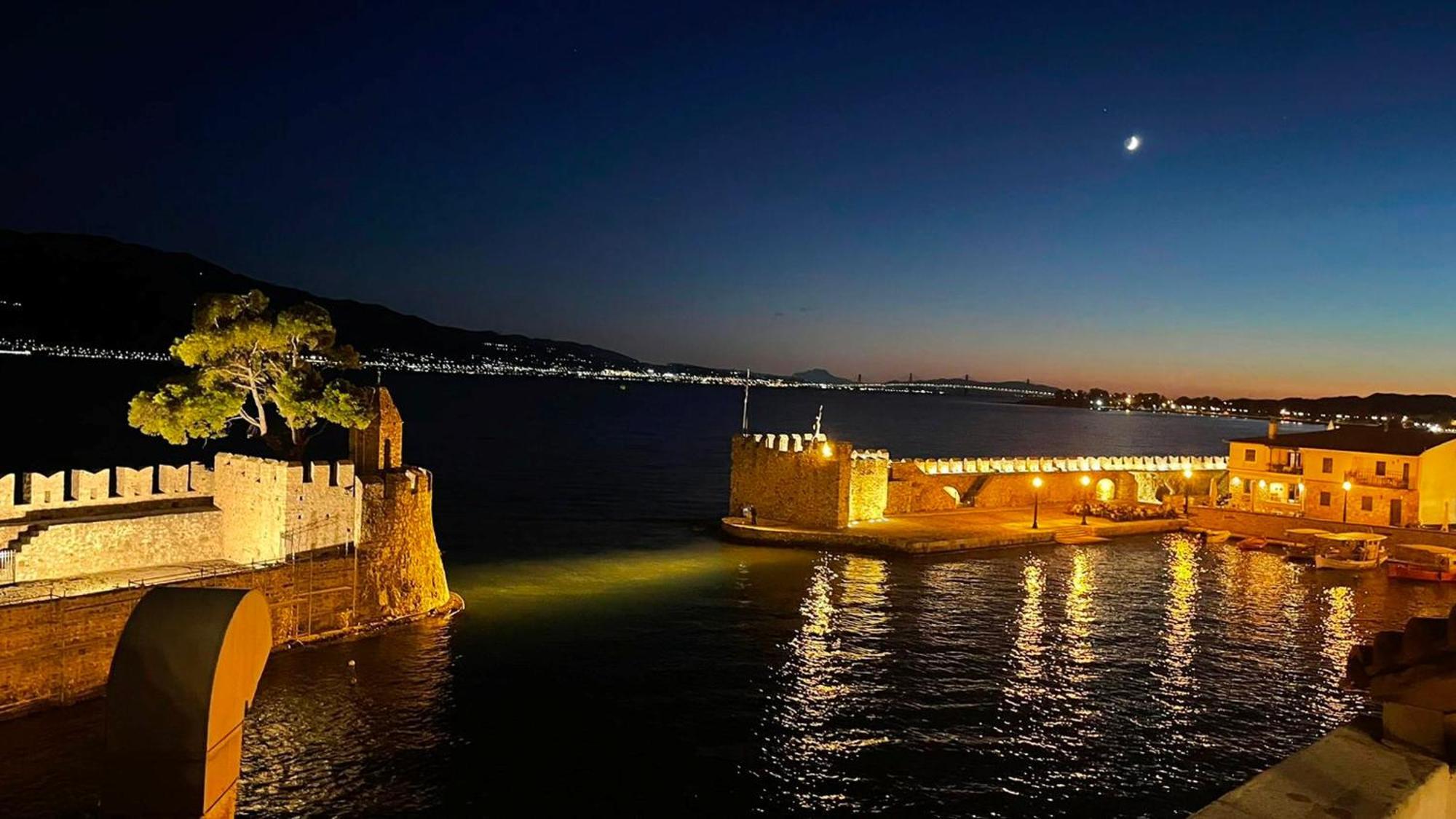 Nostos Luxury Villas With Private Pool In Nafpaktos Exteriör bild