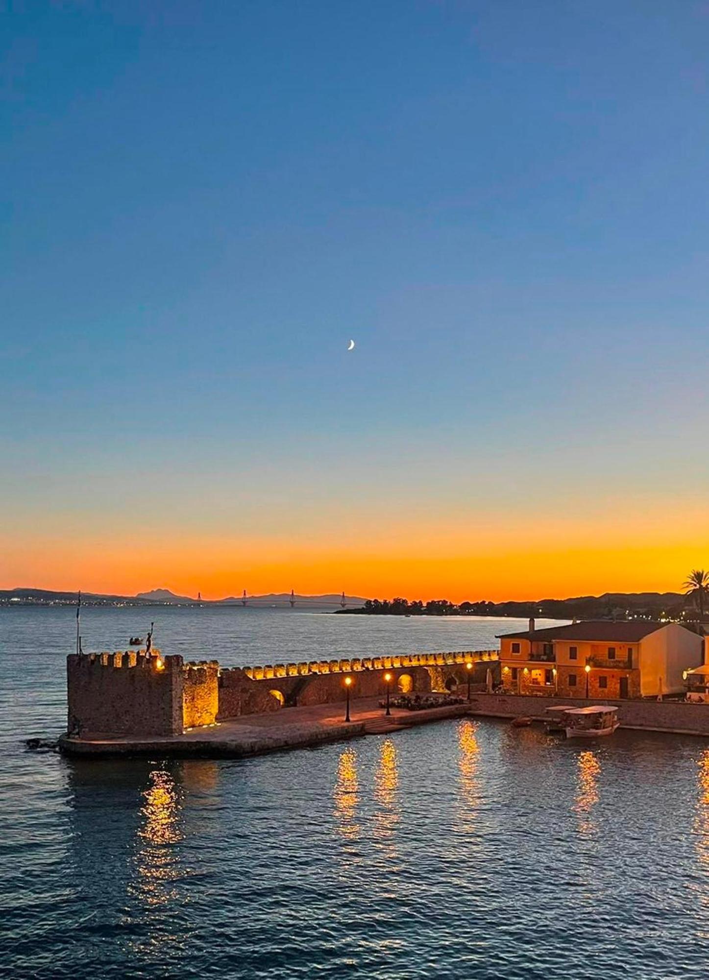 Nostos Luxury Villas With Private Pool In Nafpaktos Exteriör bild
